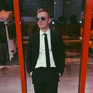 Meet your Posher, Carter